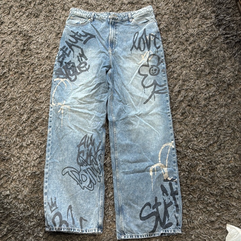 H&M jeans street style size 14